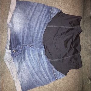 Target maternity shorts